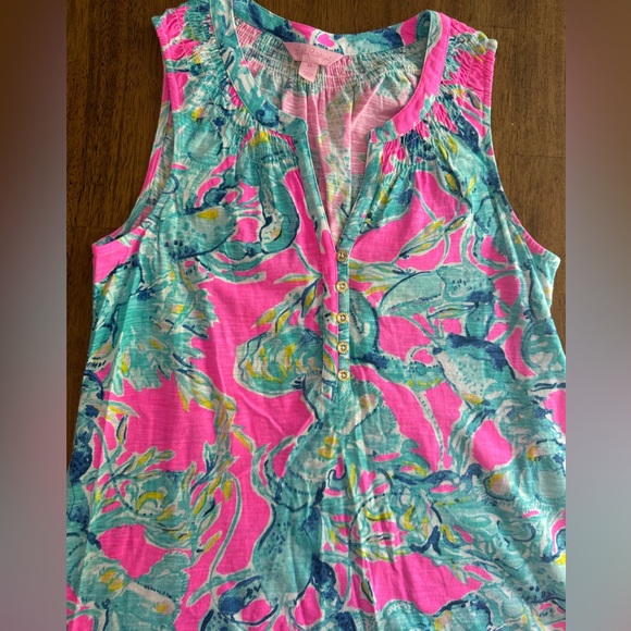 Lilly Pulitzer Essie Sleeveless Tank Top SZ XS Raz Berry Lobsters In Love - Picture 5 of 12